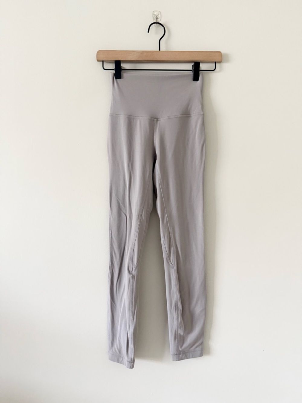 Lululemon Align High-Waist Light Gray Leggings with Smooth Stretch Size 2